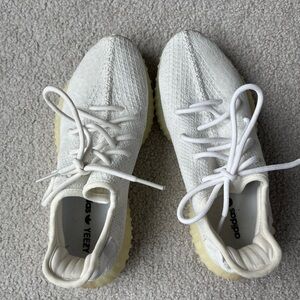 Adidas Yeezy Boost 350 V2 in White
